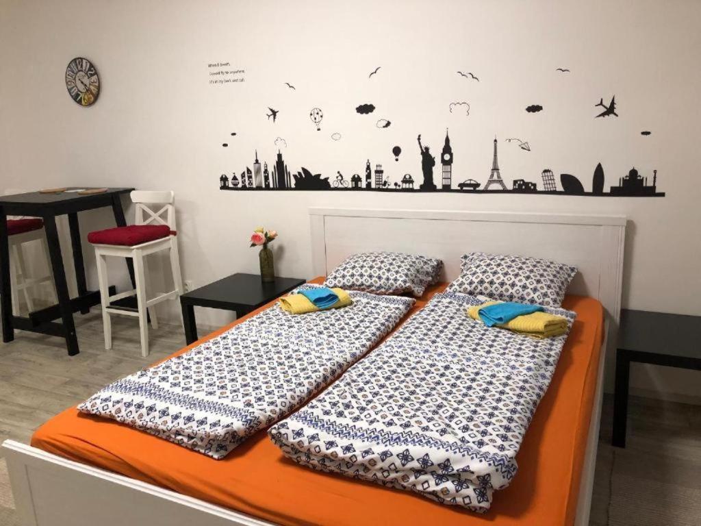 Appartamento Apartmans In The Center With Privat Parking Brno Esterno foto