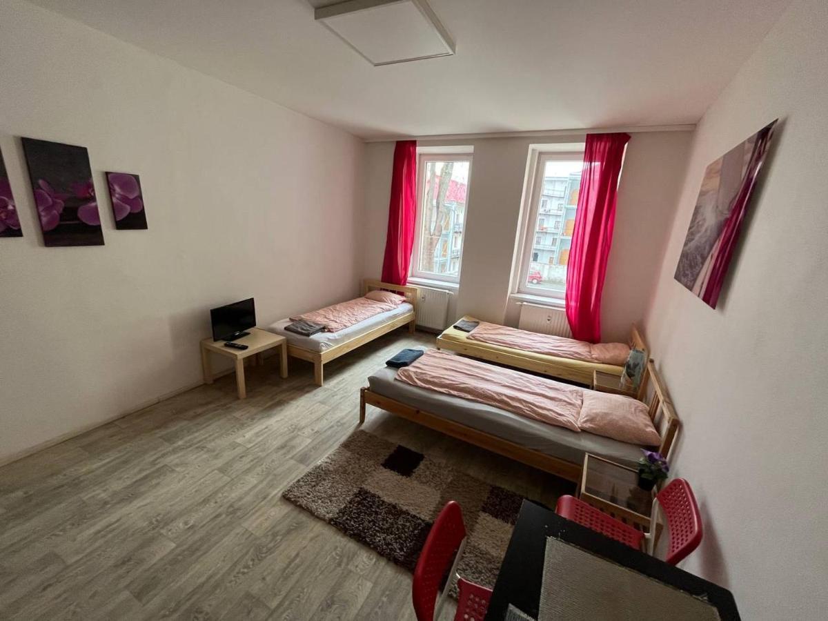 Appartamento Apartmans In The Center With Privat Parking Brno Esterno foto